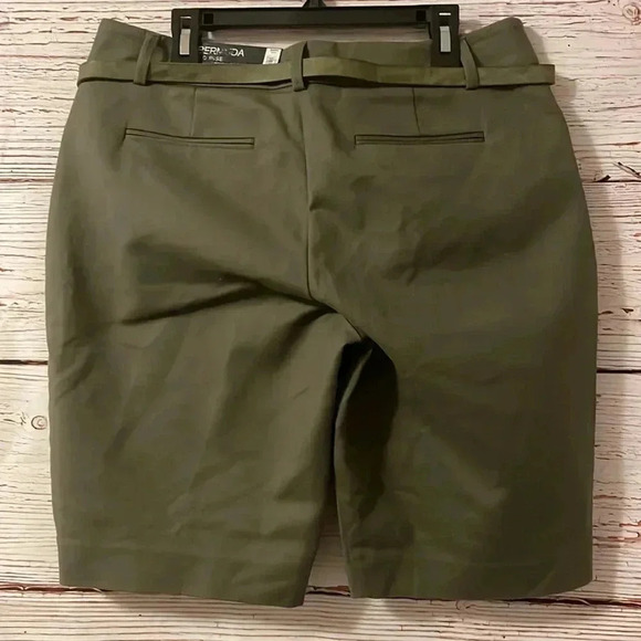 Apt 9 belted Bermuda shorts - Picture 2 of 4
